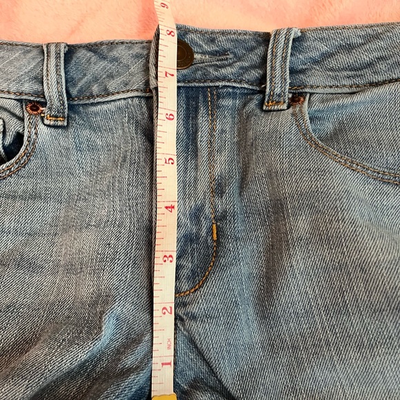 American Eagle light wash jeans, skinny - Picture 3 of 4